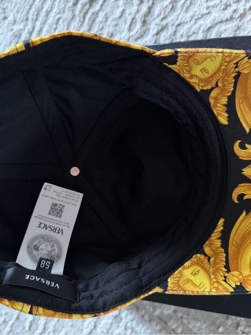 Versace Cap - Picture 4 of 6